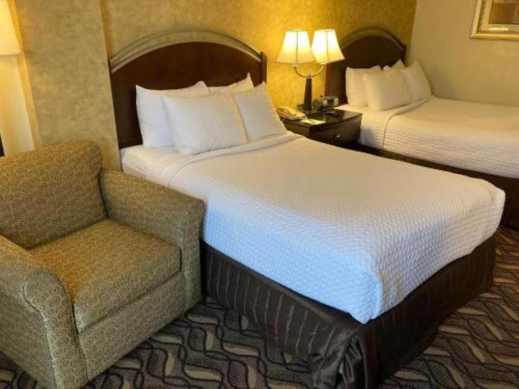 Radisson Hotel Austin - University Экстерьер фото