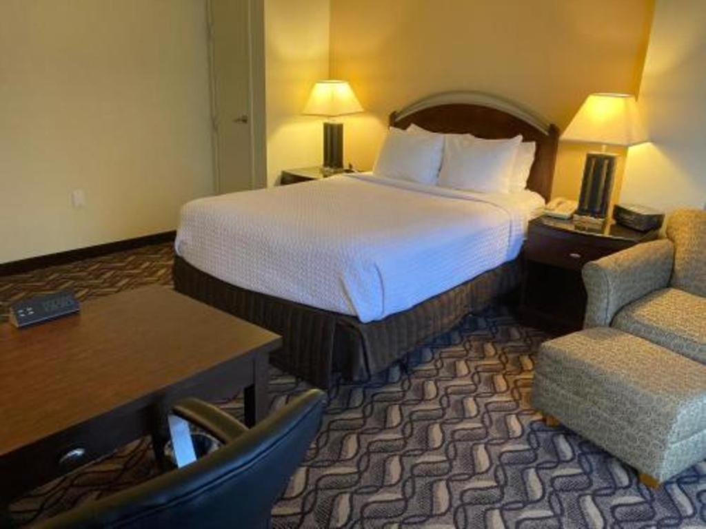Radisson Hotel Austin - University Экстерьер фото