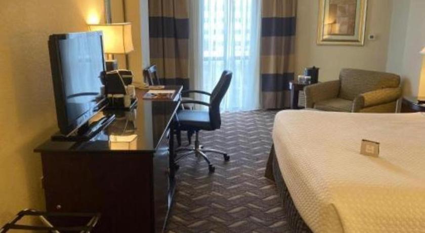 Radisson Hotel Austin - University Экстерьер фото