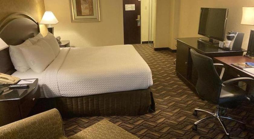 Radisson Hotel Austin - University Экстерьер фото