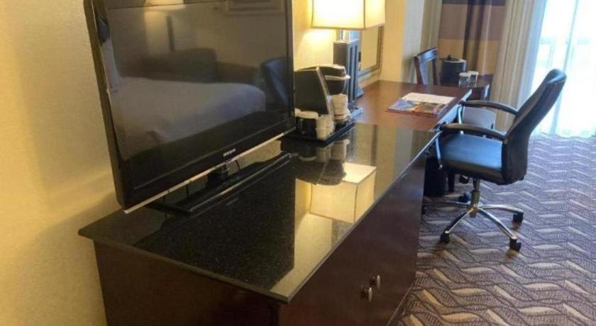Radisson Hotel Austin - University Экстерьер фото
