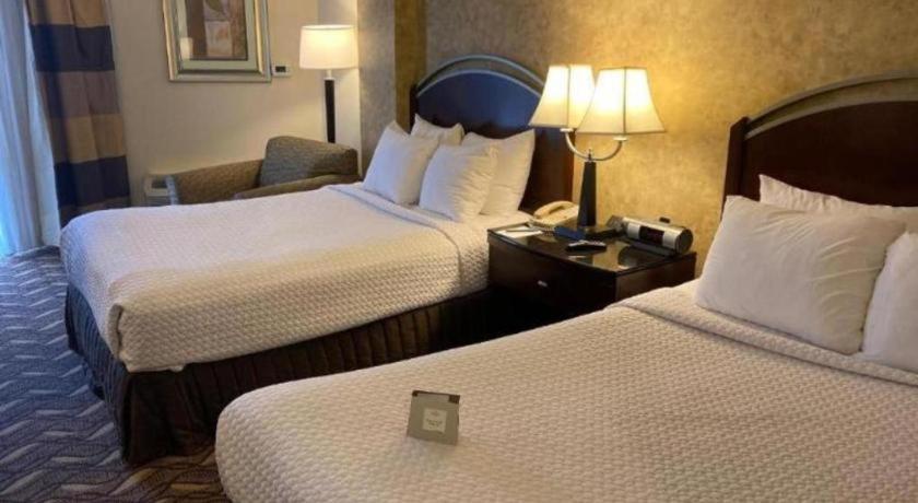 Radisson Hotel Austin - University Экстерьер фото